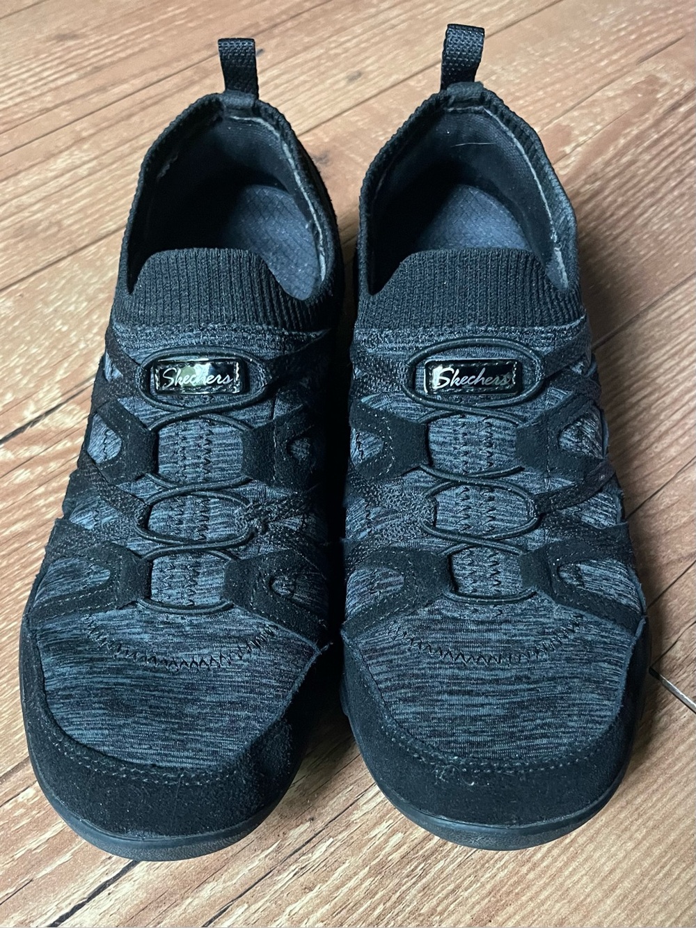 Skechers Arch Fit Sneakers - Picture 2 of 14